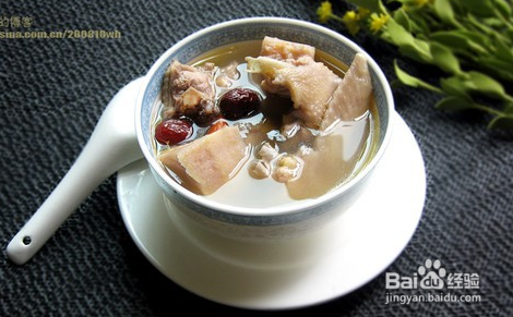 榴梿壳煲土鸡汤