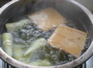 上海清明时节最经典家常小菜——香干笋尖拌马兰