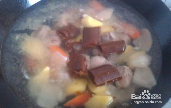 美味营养的土豆炖牛肉