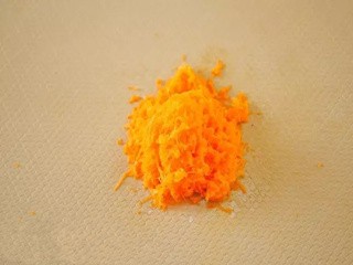 奶香丸子烩意面怎么做？