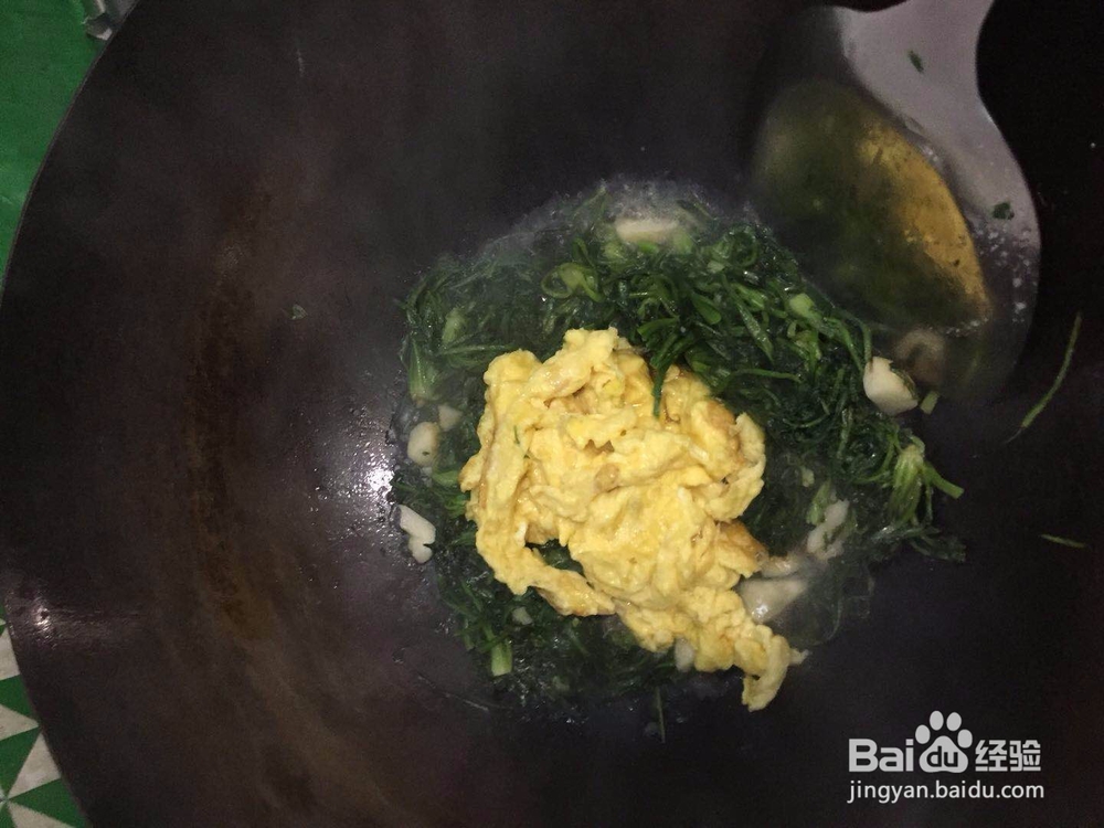 荠菜炒鸡蛋的做法哦？