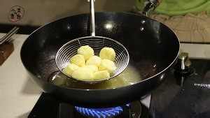 铁板豆腐，热乎乎的下饭菜