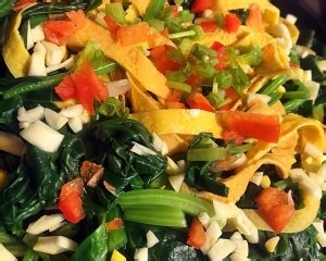 食补佳品鸡蛋条拌菠菜的做法