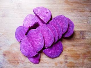 紫薯肉松三明治