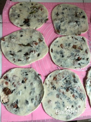 梅干菜扣肉饼的做法