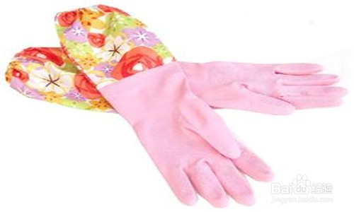 厨房的地板怎么清理比较干净？