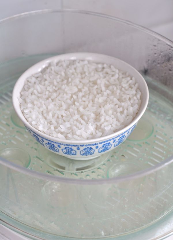 金枪鱼肠黄瓜寿司