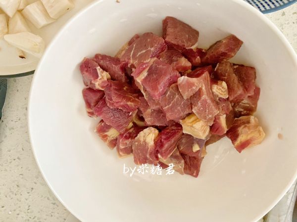 黑椒杏鲍菇牛肉粒