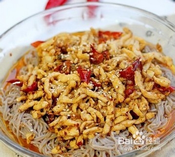 红油鸡丝冷面的做法