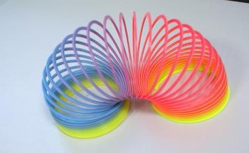 彩虹圈玩法技巧慢动作