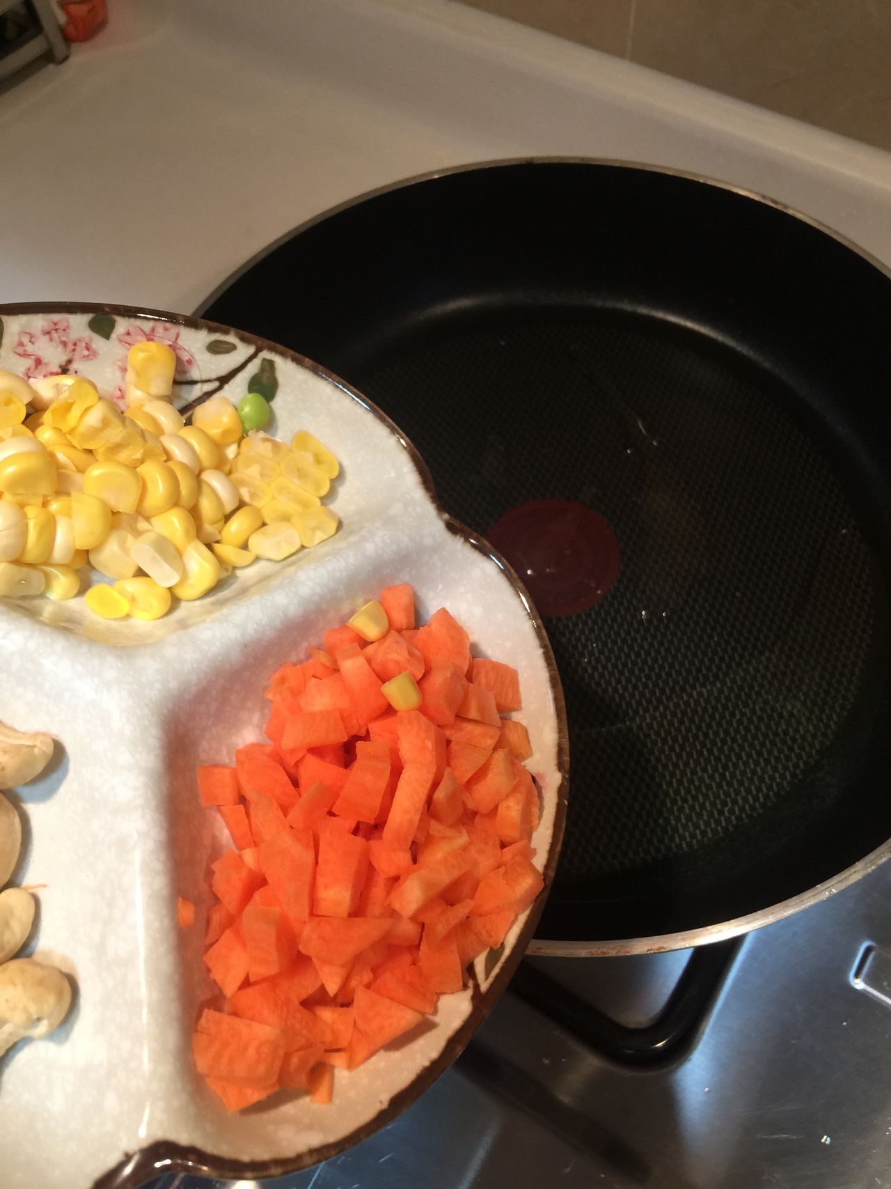 菠萝炒饭会给你这个夏天添加更多的姿色！