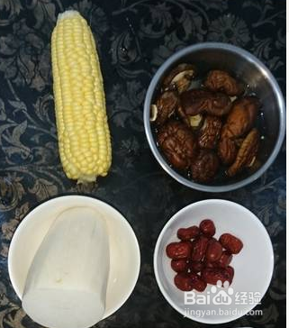 箩卜香菇鸡汤的家常做法