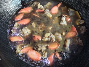 食补佳品红烧排骨(玉米笋版)的做法