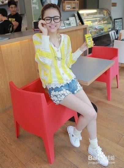 歌米娅分享——竖条纹 轻松穿出好身材