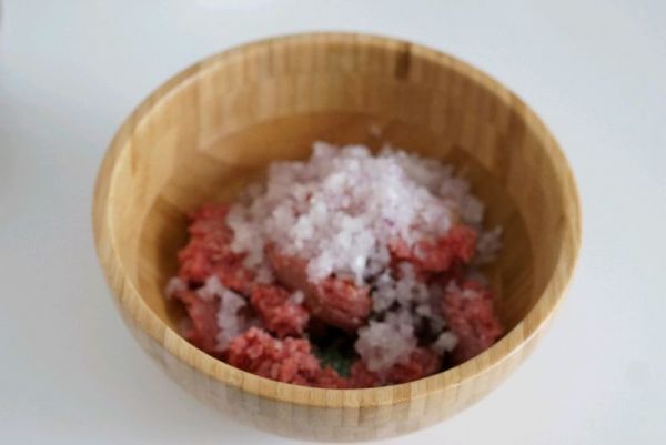 不油炸低热量香酥牛肉蔬菜丸