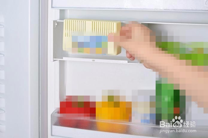 冰箱活性炭除味盒怎么放