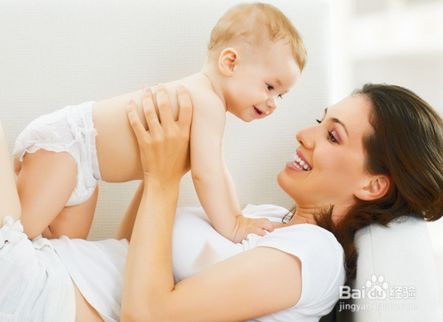 8个月的宝宝怎样进行早教？