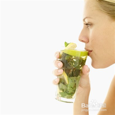 坚持规律运动，7个好习惯降低心脏病风险