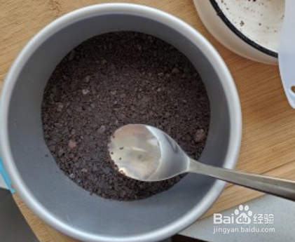 6寸巧克力慕斯的做法