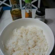 紫菜包饭，其实就是寿司