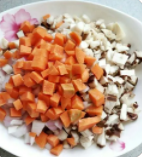 如何做板栗腊肠焖饭