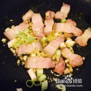 酸菜炖五花肉的做法