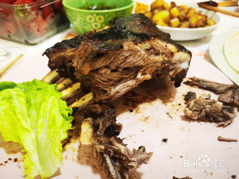 不粘锅焗羊排的做法