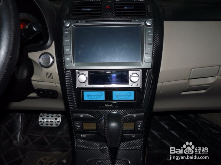 卡罗拉门板怎么拆卸