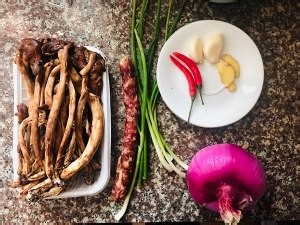 教你怎么做干锅茶树菇