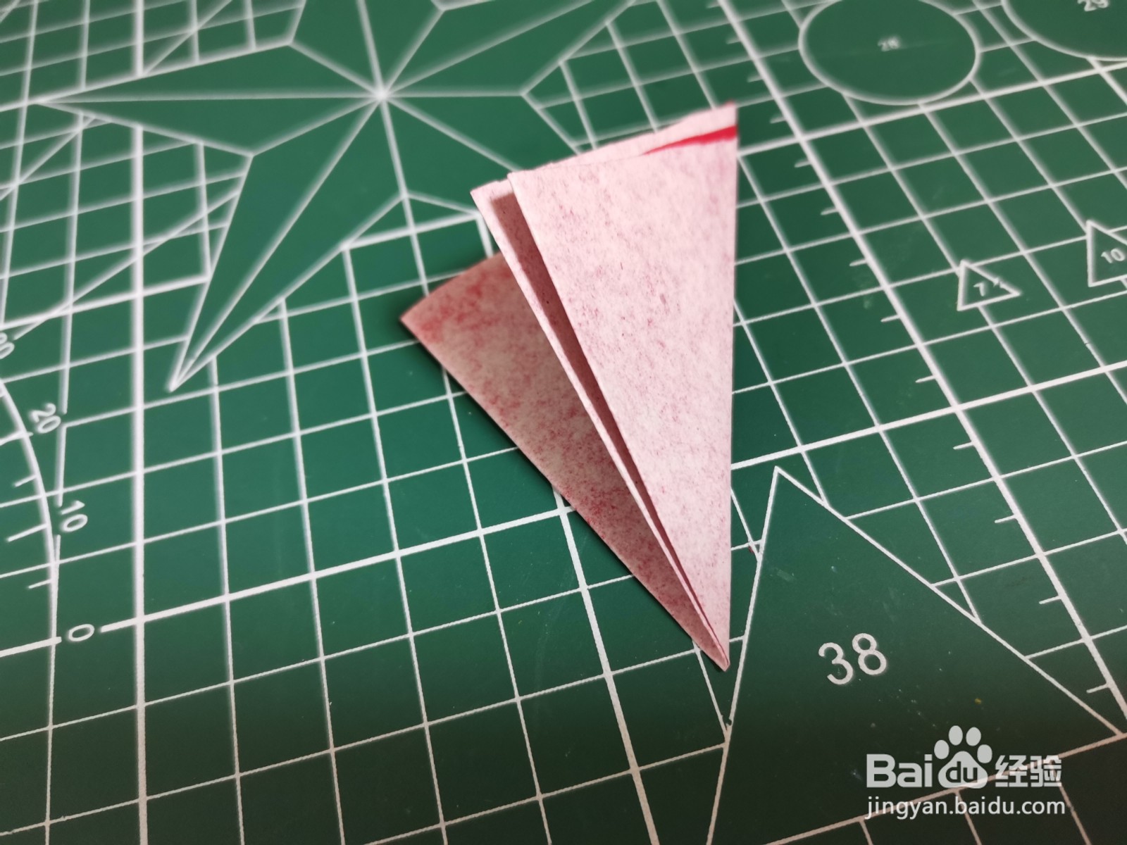 做手工简单又好看四瓣窗花图片