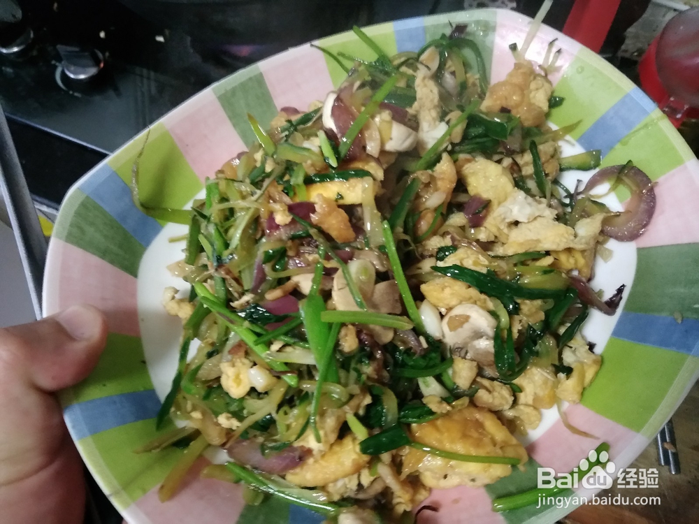 香菜黄瓜丝炒鸭蛋