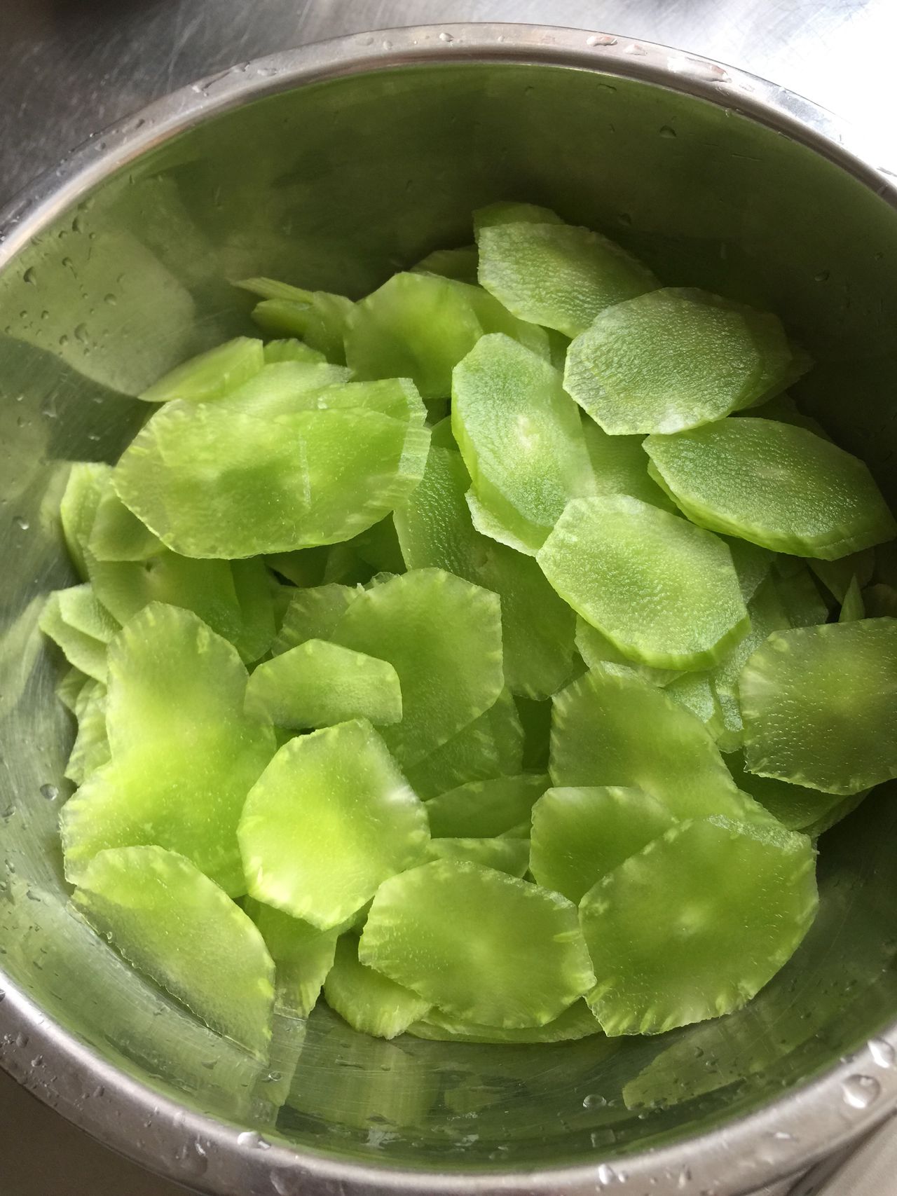 你所不知道的美味炝拌莴苣的做法