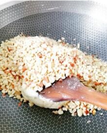 怎么制作美味的花生牛轧糖