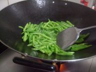 肉片炒四季豆的做法
