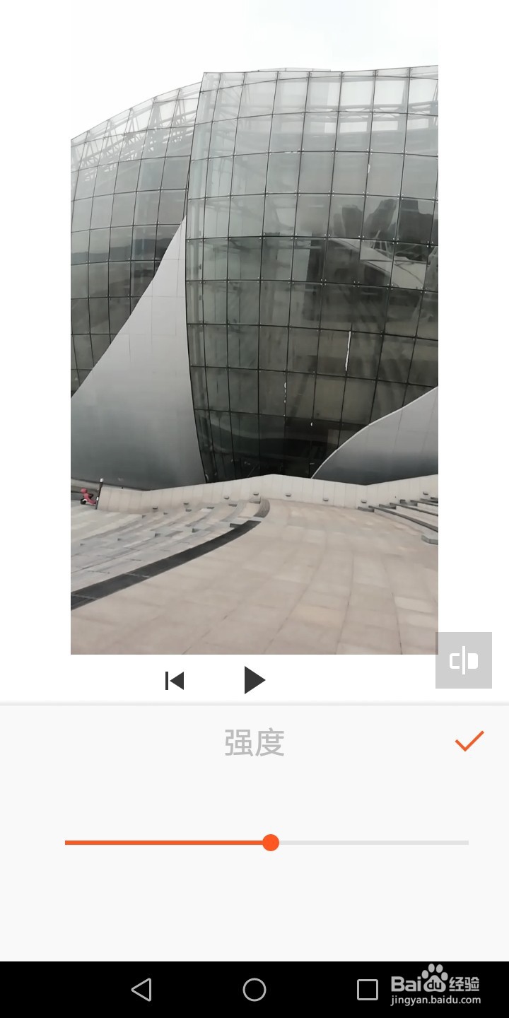 如何为视频添加dark滤镜效果
