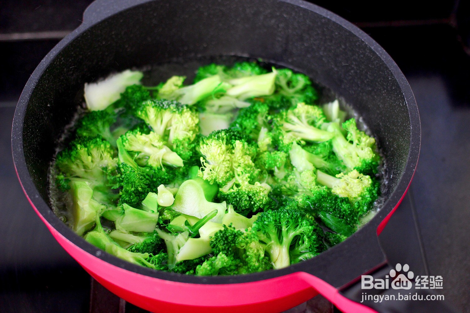 鱿鱼卷西兰花怎么做