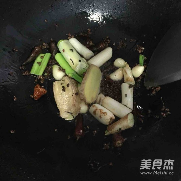 辣炒花蛤的做法