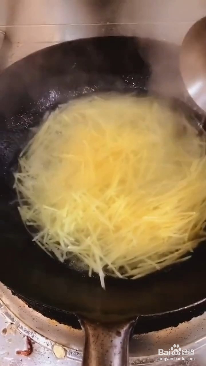 怎样做土豆丝炒芹菜清脆又好吃