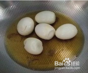 如何做虎皮蛋肉片炒花菜