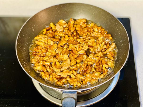 焦糖琥珀核桃仁