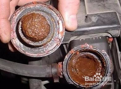 如何清洗汽车发动机呢