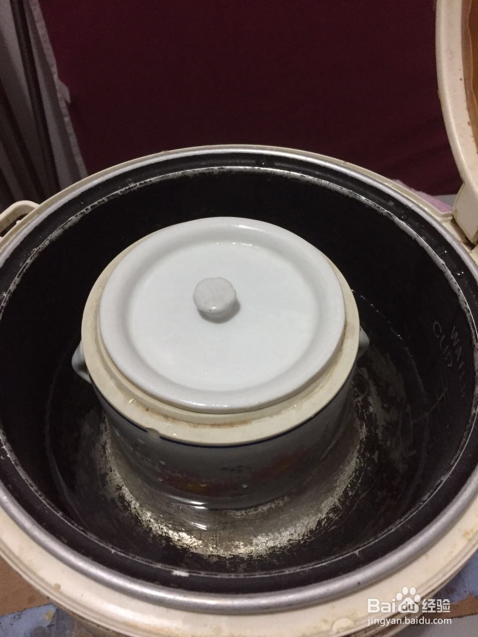 枸杞虫草阿胶乌鸡汤