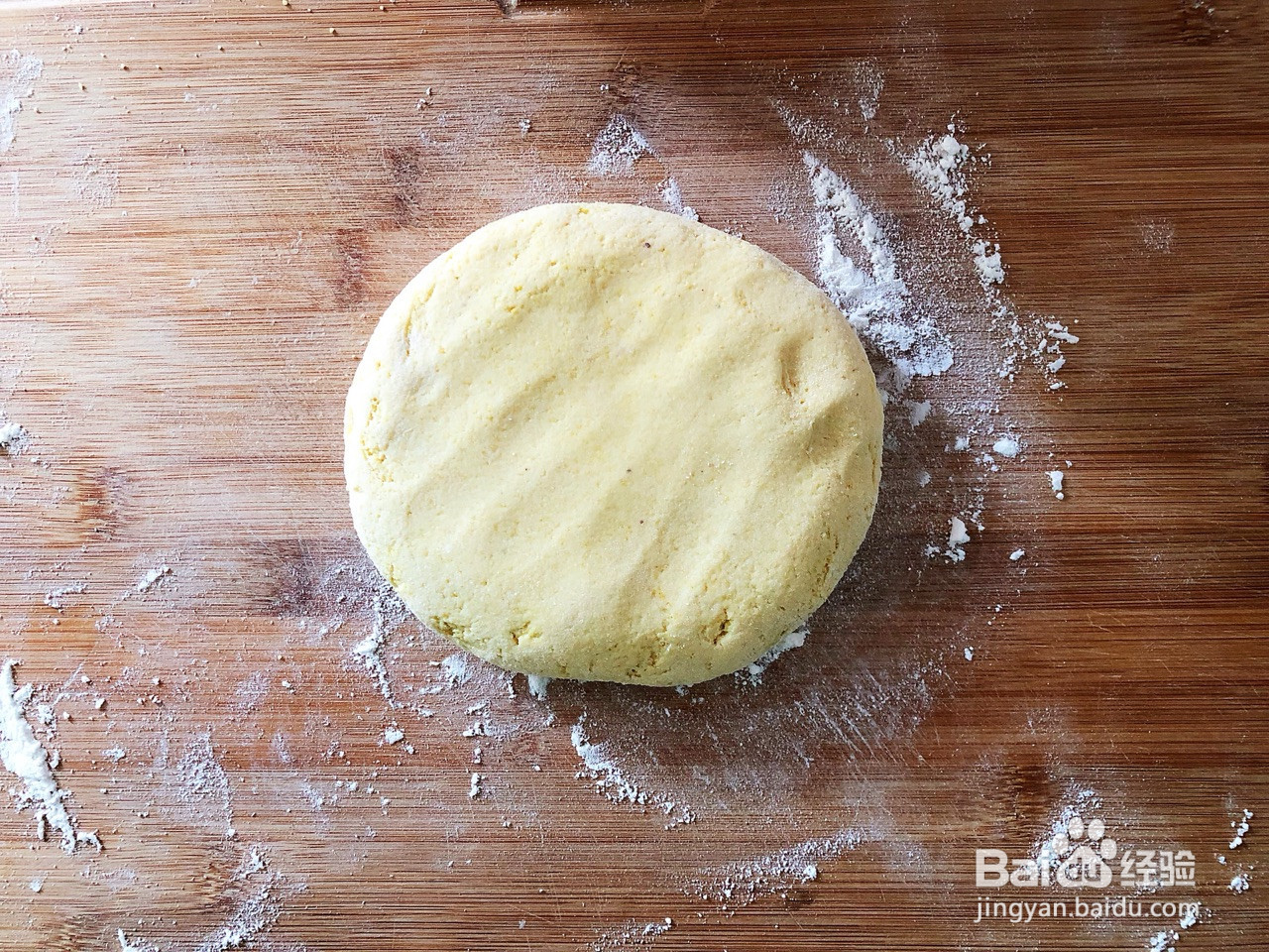 奶香玉米面饼的做法