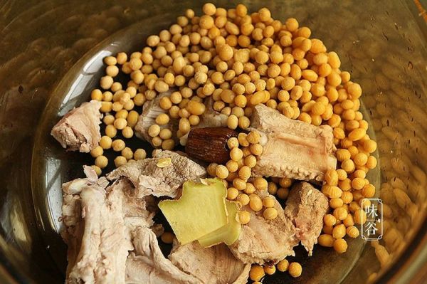 苦瓜黄豆排骨汤