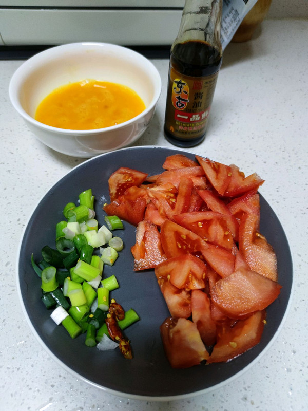 西红柿鸡蛋汤面