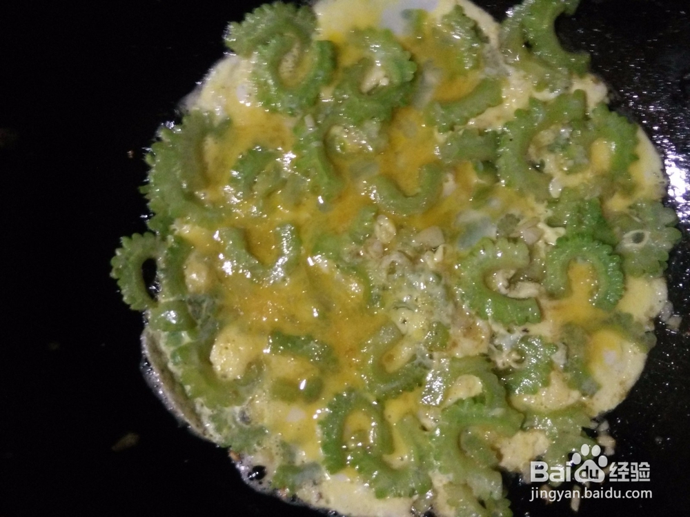 青苦瓜炒鸡蛋