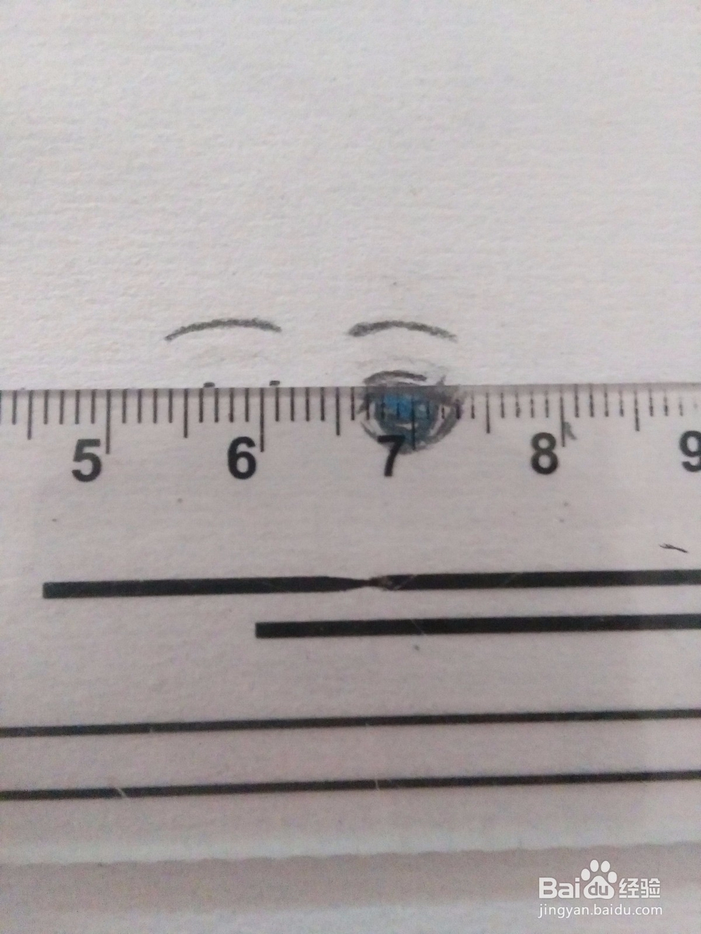 简单的动漫人物眼睛怎么画（4）