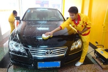 如何清洗自己的爱车
