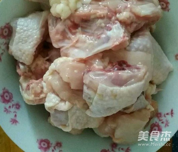 小鸡炖蘑菇的做法