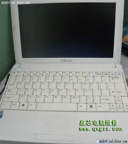 怎样解决笔记本电脑开机后液晶显示器黑屏的问题